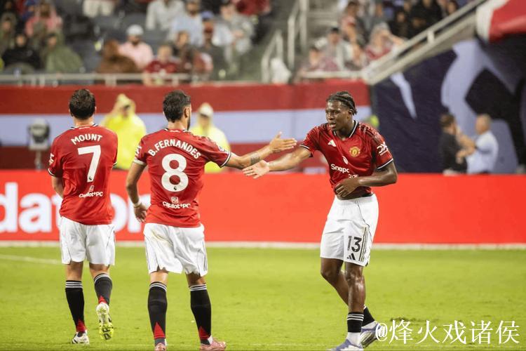 曼联与伯恩茅斯4比4握手言和,罗马小胜科莫 曼联与伯恩茅斯4比4握手言和,罗马小胜科莫